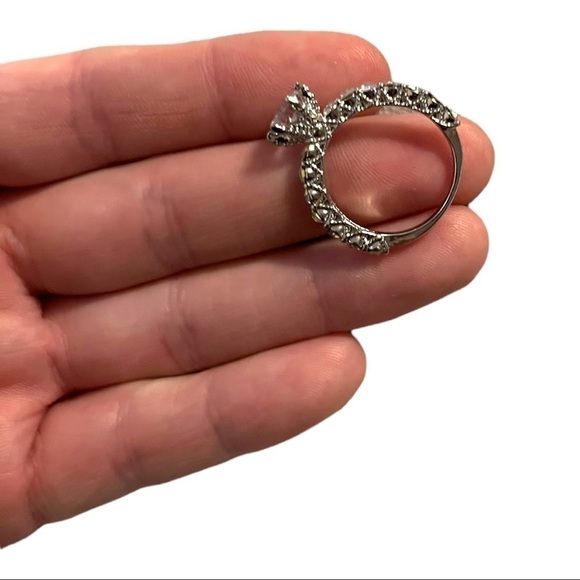 𝅺flash Wedding Ring Set - Picture 6 of 10